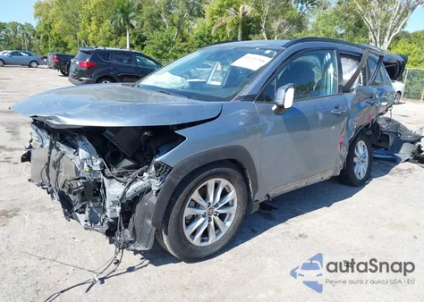 2022 Toyota Corolla Cross Le из США, поврежденный, VIN 7MUCAABG6NV026140